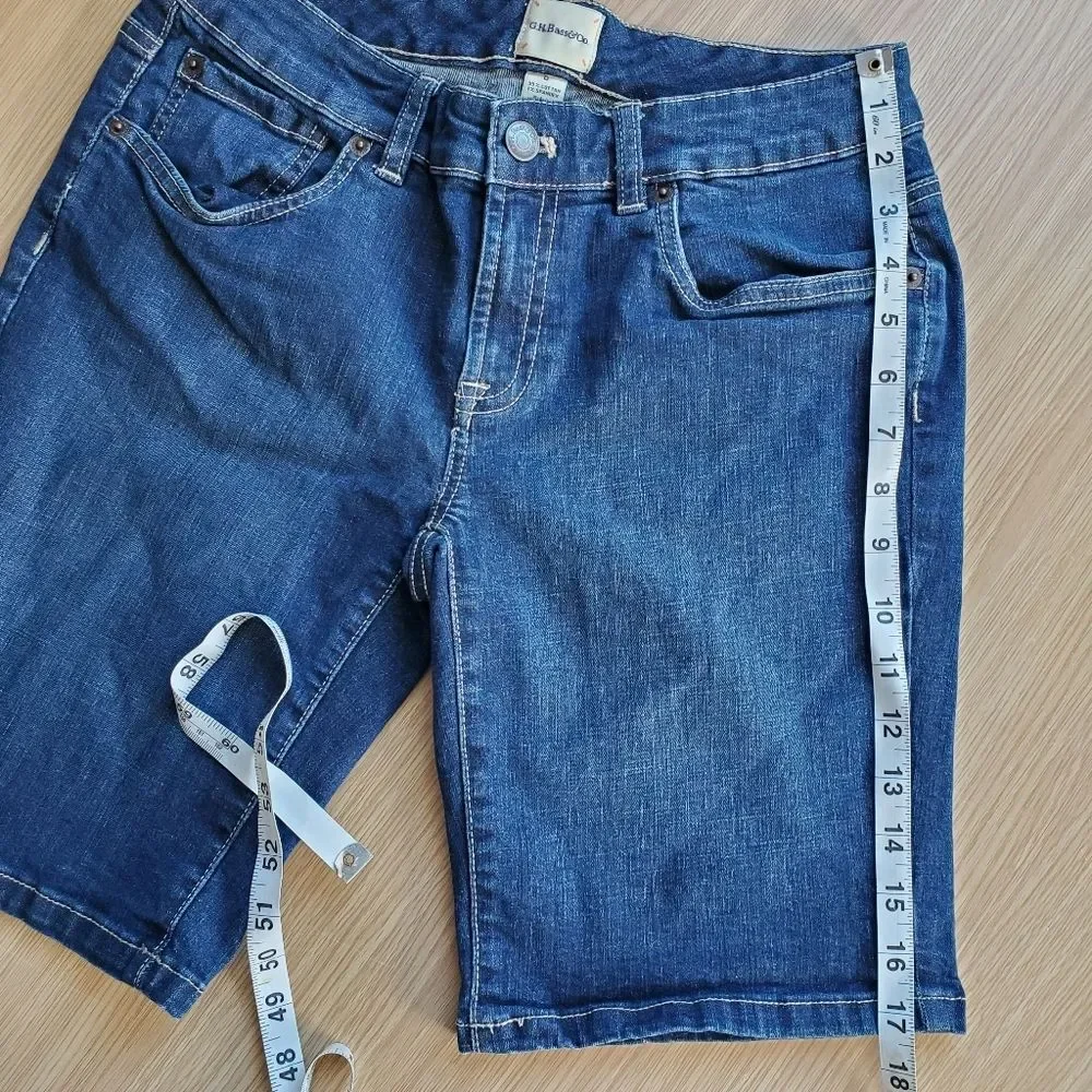 G.H. Bass & Co blue denim Bermuda‎ shorts size 0